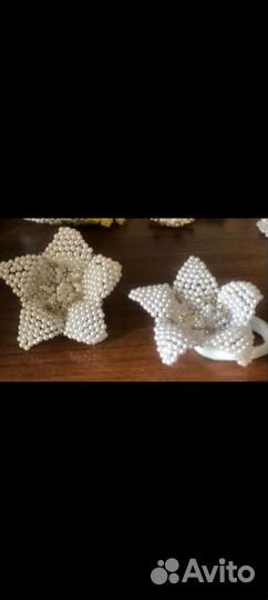 Заколки на резинке из бисера и страз ручной работы