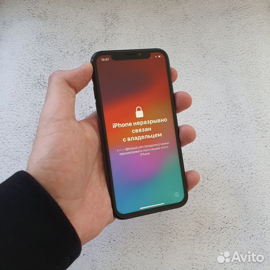 iPhone Xs, 64 ГБ