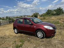 Renault Sandero 1.6 AT, 2011, 124 000 км, с пробегом, цена 675 000 руб.