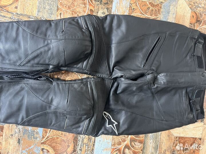 Мотокуртка кожаная и мото штаны