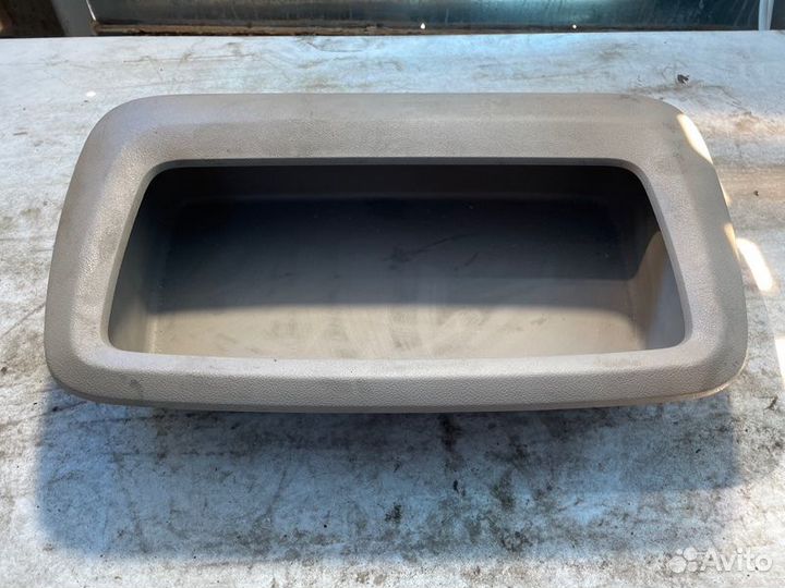 Бардачок Scania