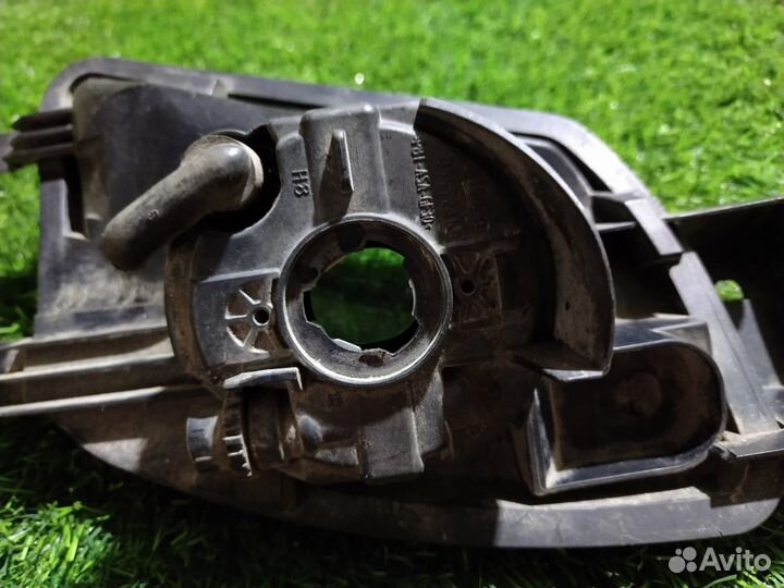 Фара противотуманная Peugeot 3008