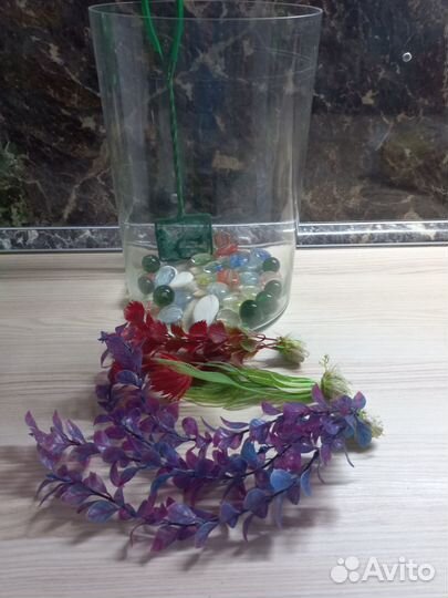 Аквариум С украшениями