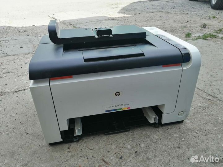 Принтер HP LaserJet CP1025 на запчасти