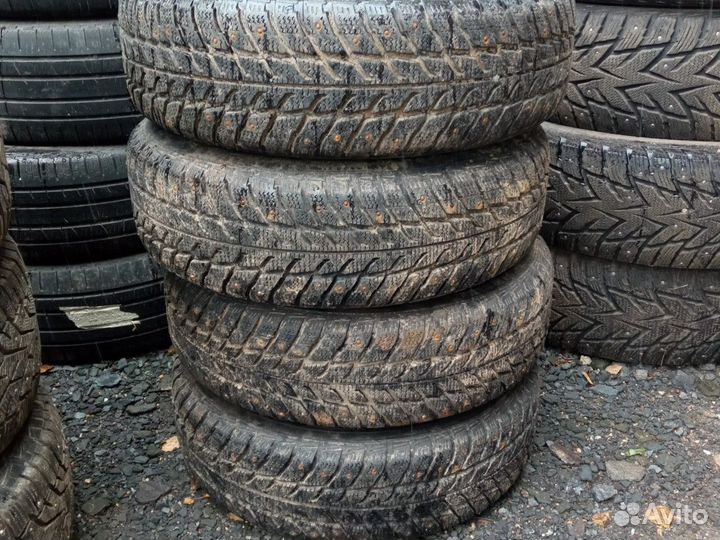 Gislaved NordFrost 100 215/70 R15