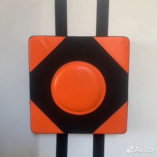 Тренажер Мишень для бокса настенная