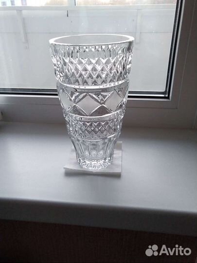 Ваза хрустальная
