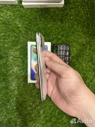 iPhone X, 256 ГБ