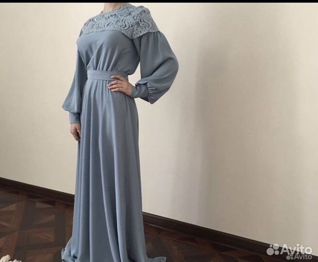 Вечернее платье