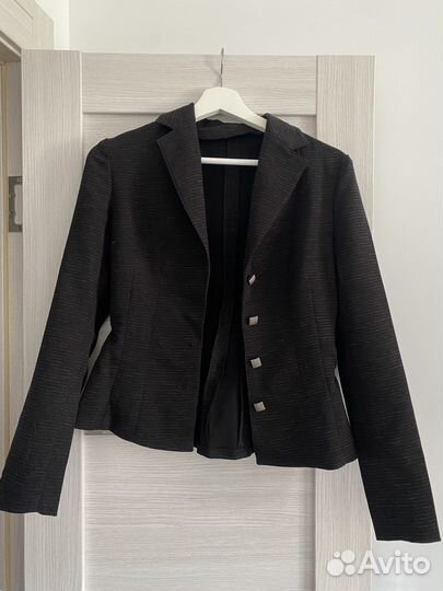 Коробка с женской одеждой 42 р-р