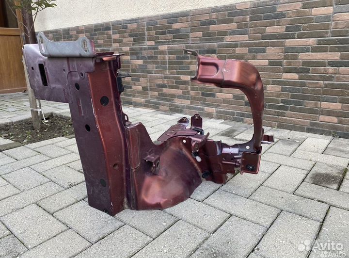 Лонжерон Toyota