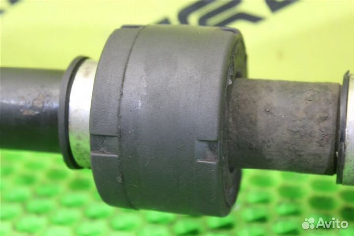 Привод передний правый Toyota Avensis ZRT272