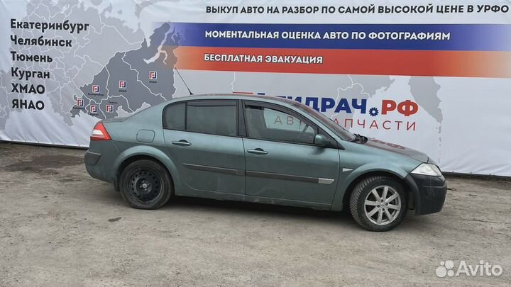 Крышка багажника Renault Megane 2