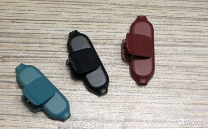 Клипса для наушников jbl e25Bt