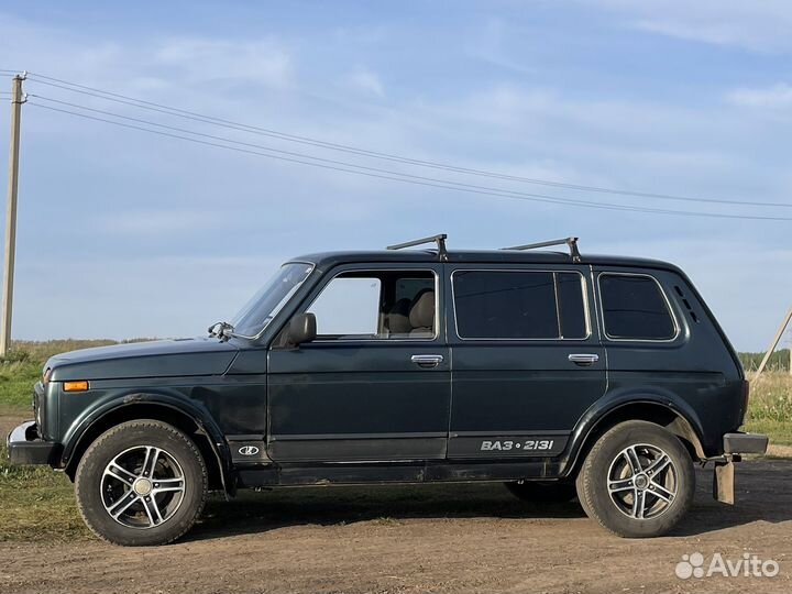 LADA 4x4 (Нива) 1.7 МТ, 2013, 210 000 км