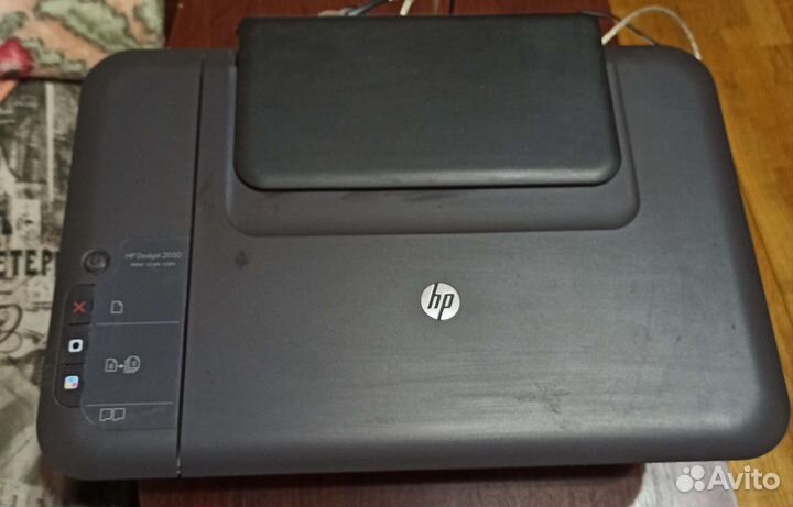 Принтер HP deskjet 2050