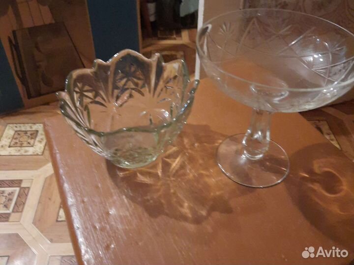 Хрустальная ваза