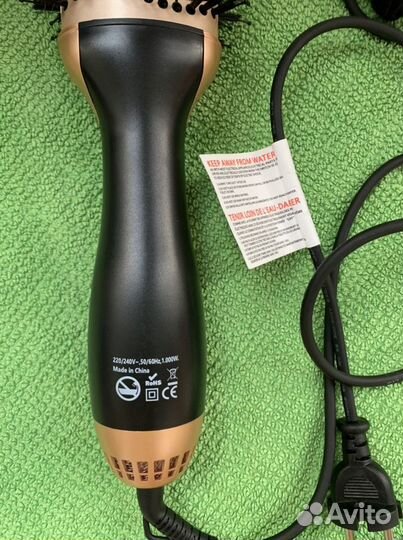 Расческа-выпрямитель