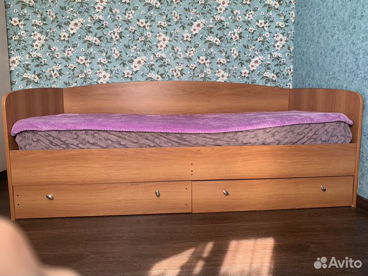 Кровать 90 200 без матраса