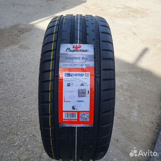 Powertrac Racing Pro 225/45 R17