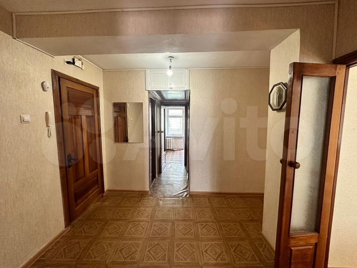 3-к. квартира, 67 м², 2/5 эт.