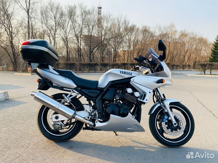 Yamaha FZS600 Fazer