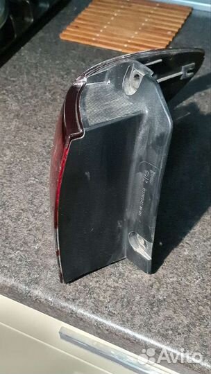 Фонарь задний Toyota Previa / Estima