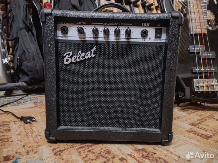 Басовый комбоусилитель Belcat 15 Вт