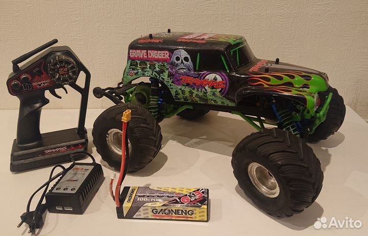 Радиоуправляемая модель traxxas grave digger 1/10