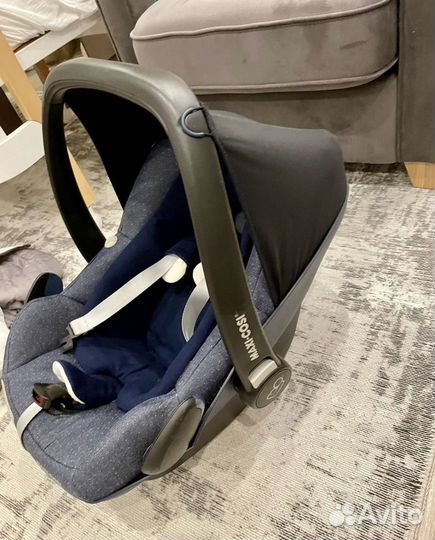 Автолюлька maxi cosi pebble plus с базой 2 way fix