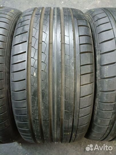 Dunlop SP Sport Maxx GT 245/40 R19 и 275/35 R19