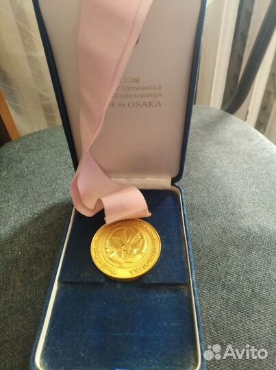 Золотая медаль орегинал