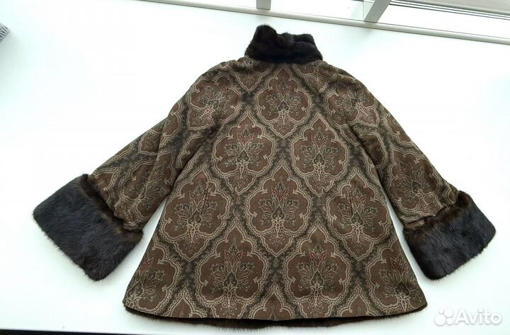 Двухстороннее меховое пальто