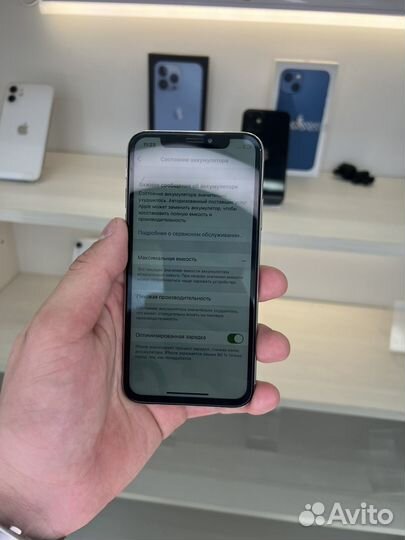 iPhone X, 64 ГБ