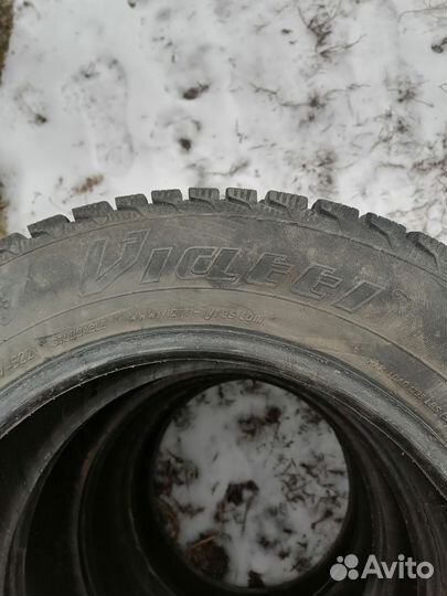 Viatti Brina Nordico V-522 185/65 R15 88T