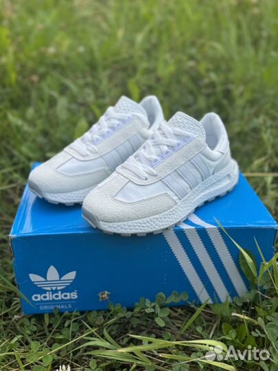 Кроссовки Adidas Retropy e5