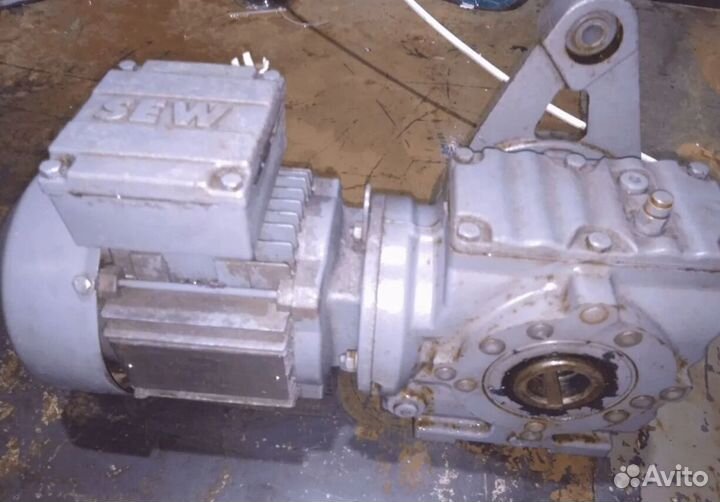 Мотор-Редукторы /Редуктора /Тельферы /лот eiqpr 93