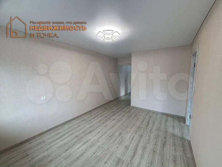 3-к. квартира, 52 м², 1/5 эт.