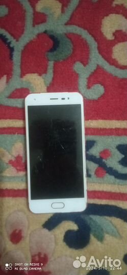 BQ 5012L Rich, 8 ГБ