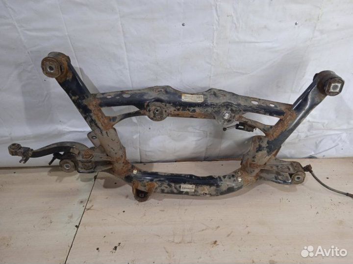 Балка (подрамник) задняя Volkswagen Tiguan 5N1