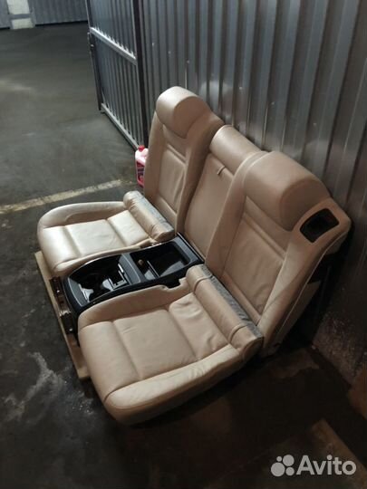 Задний диван с баром BMW X6 e71