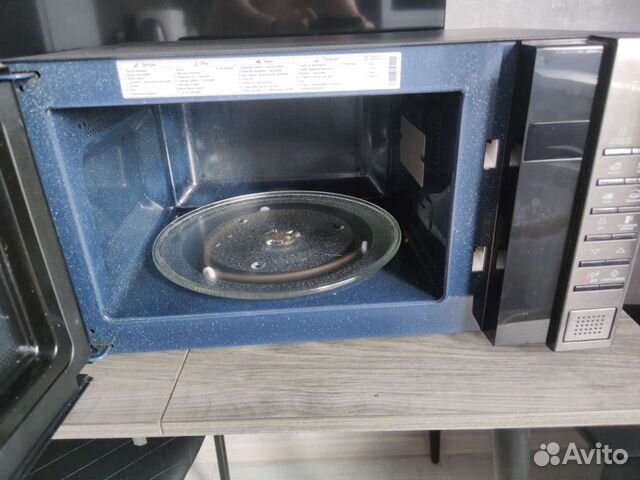 Микроволновая печь Samsung me88sug