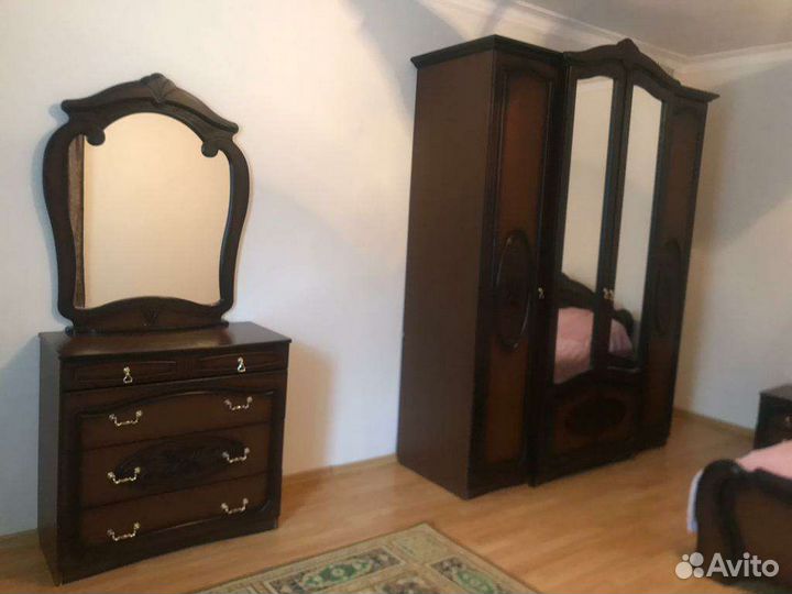 Спальный гарнитур