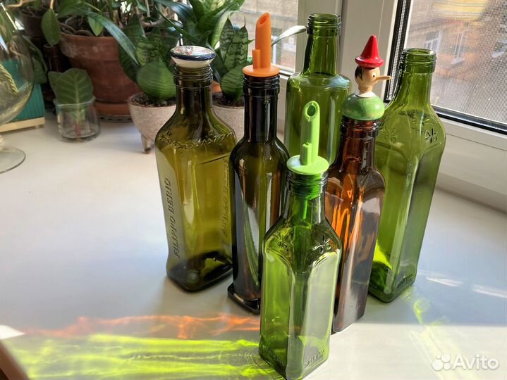 Бутылки цветного стекла