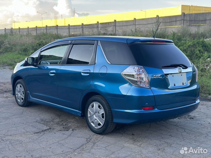 Honda Fit Shuttle 1.3 CVT, 2012, 61 000 км