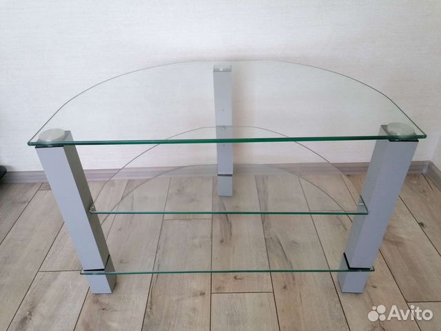 Стеклянная тумба под тв