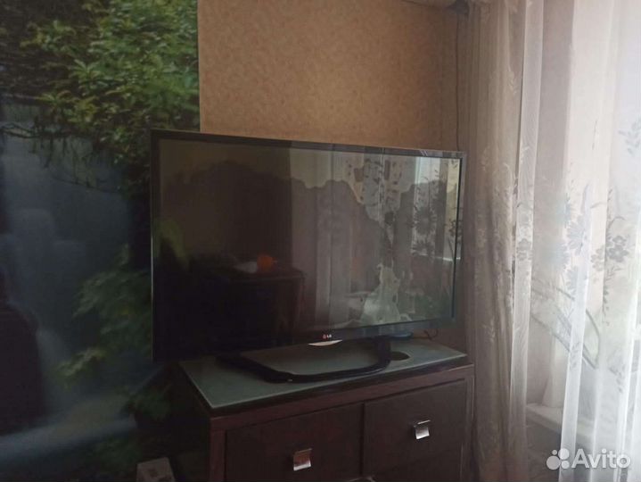 Телевизоры два шт