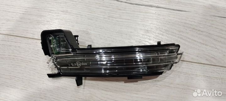 Повторитель поворота левый Кодиак Карок Таос