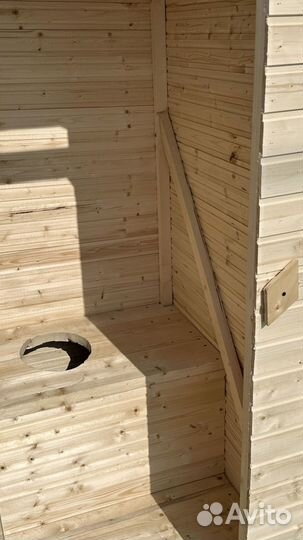 Туалет с дровником двускатный новый