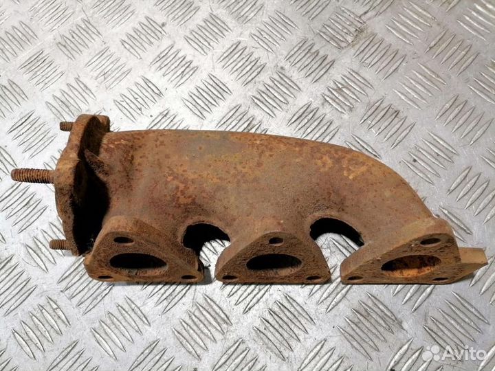 Коллектор выпускной правый Audi A6 c6 C6